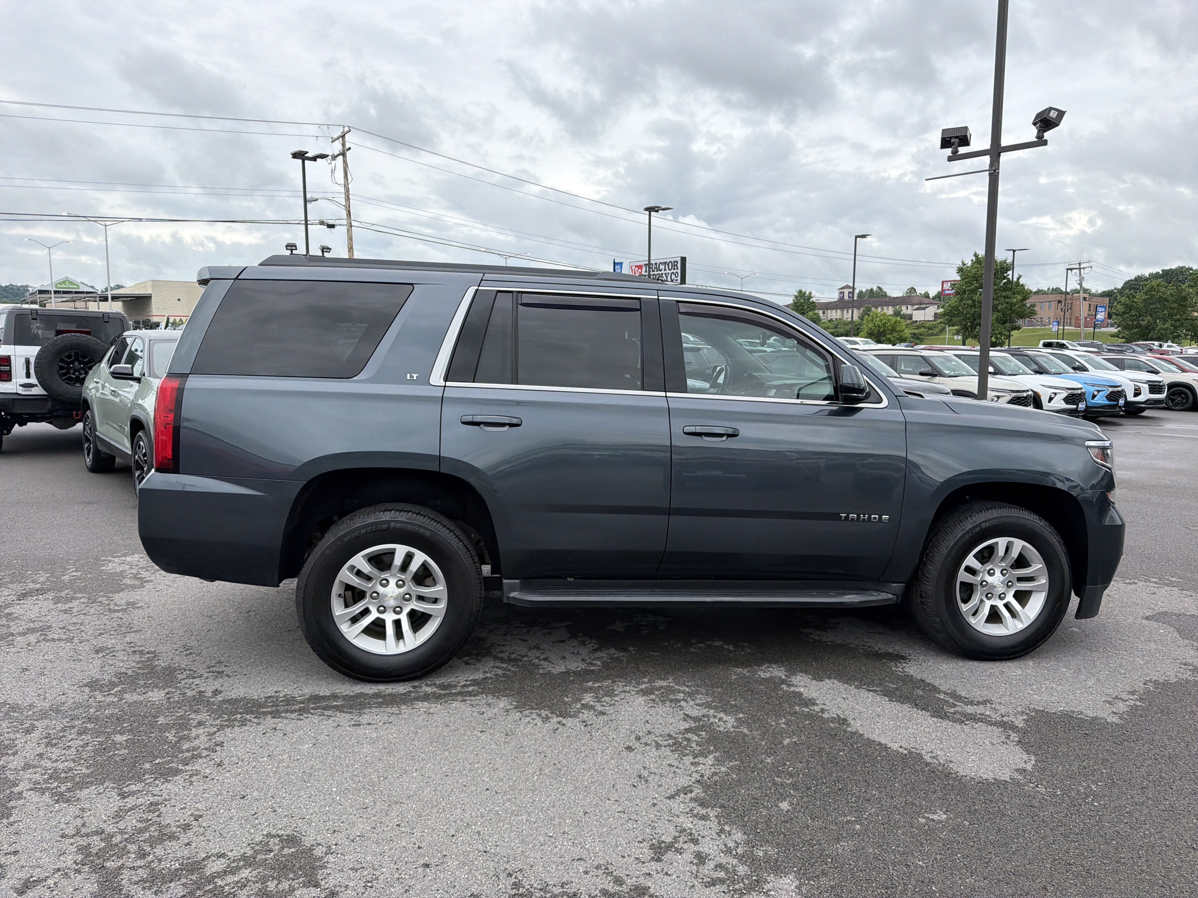 2020 Chevrolet Tahoe — detail view