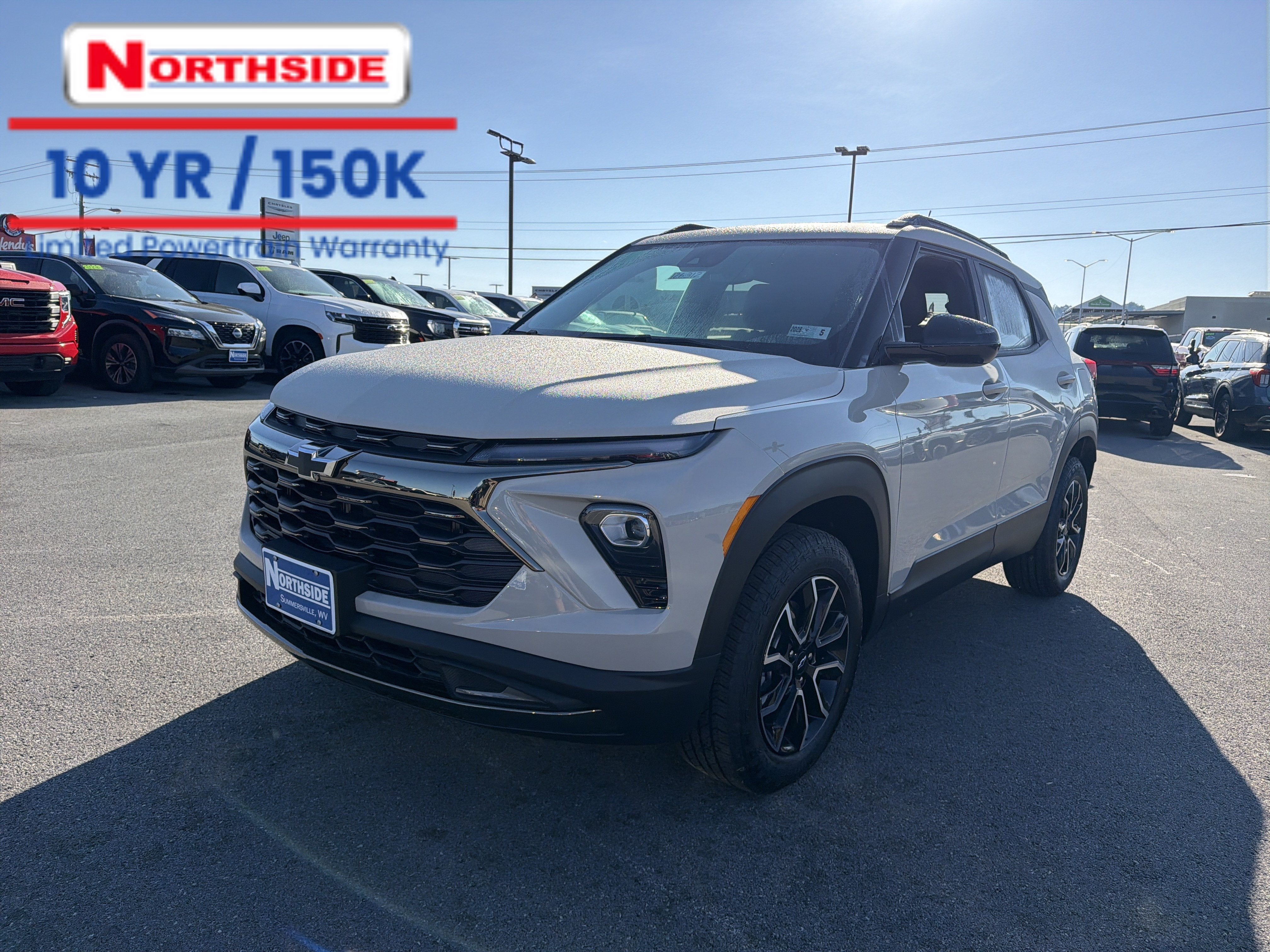 2026 Chevrolet Trailblazer ACTIV in White Sands — front three-quarter view
