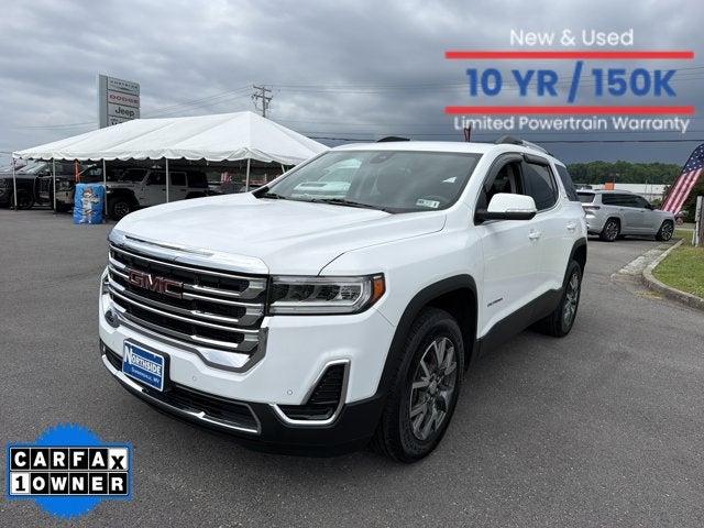 2023 GMC Acadia SLE in Summit White — front three-quarter view