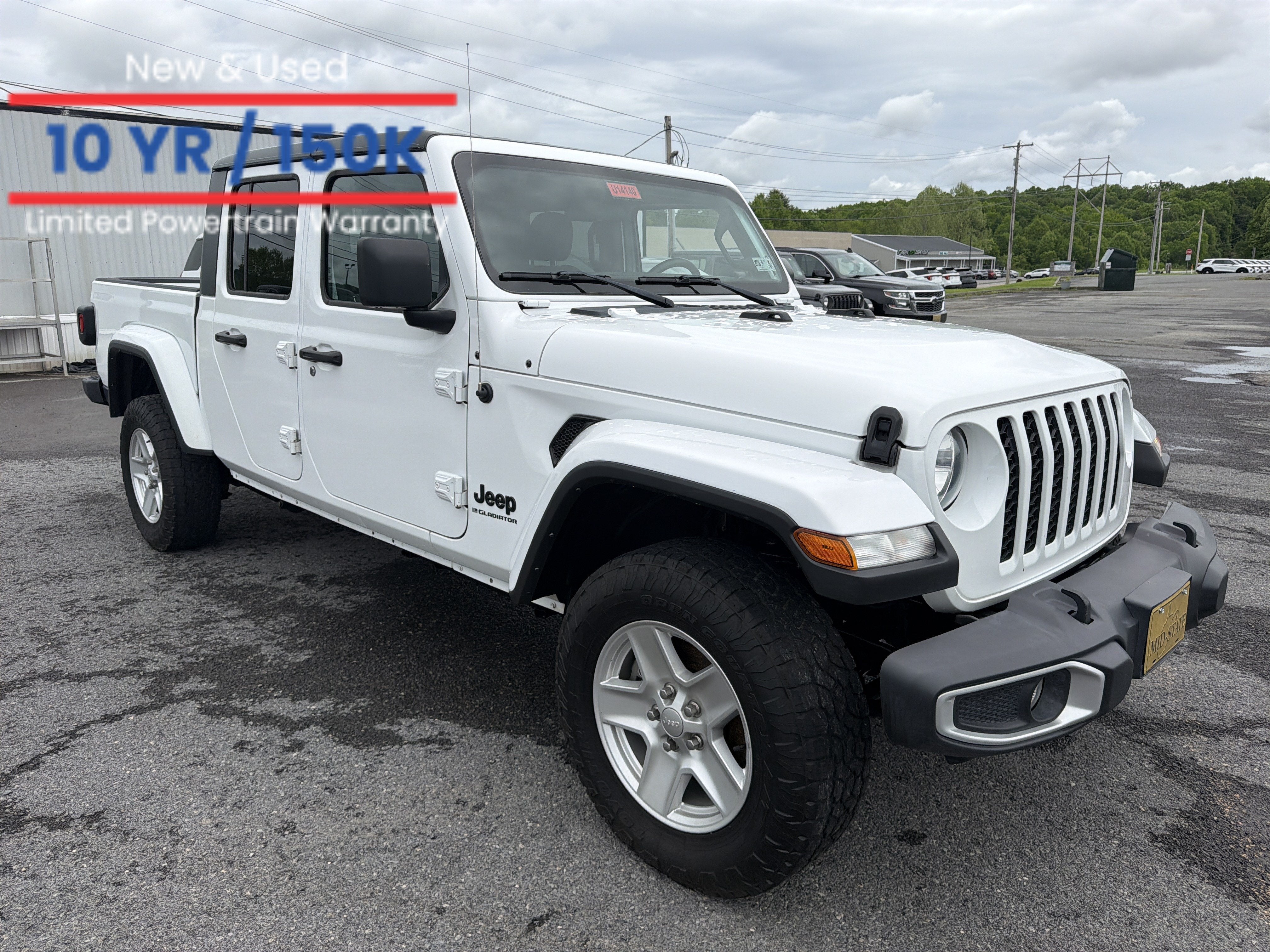 2023 Jeep Gladiator Sport S in Bright White Clearcoat — front three-quarter view