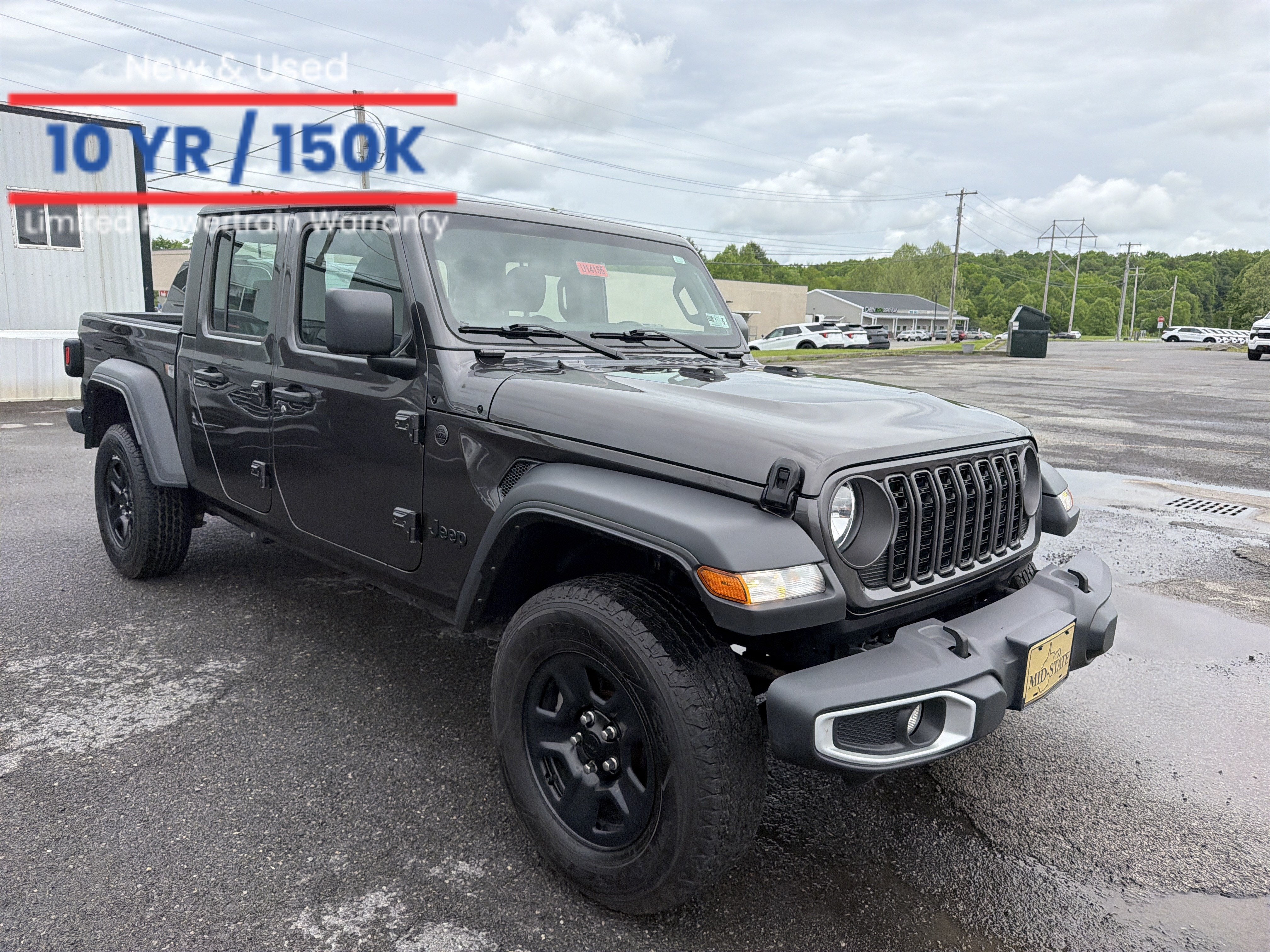 2024 Jeep Gladiator Sport in Granite Crystal Metallic Clearcoat — front three-quarter view