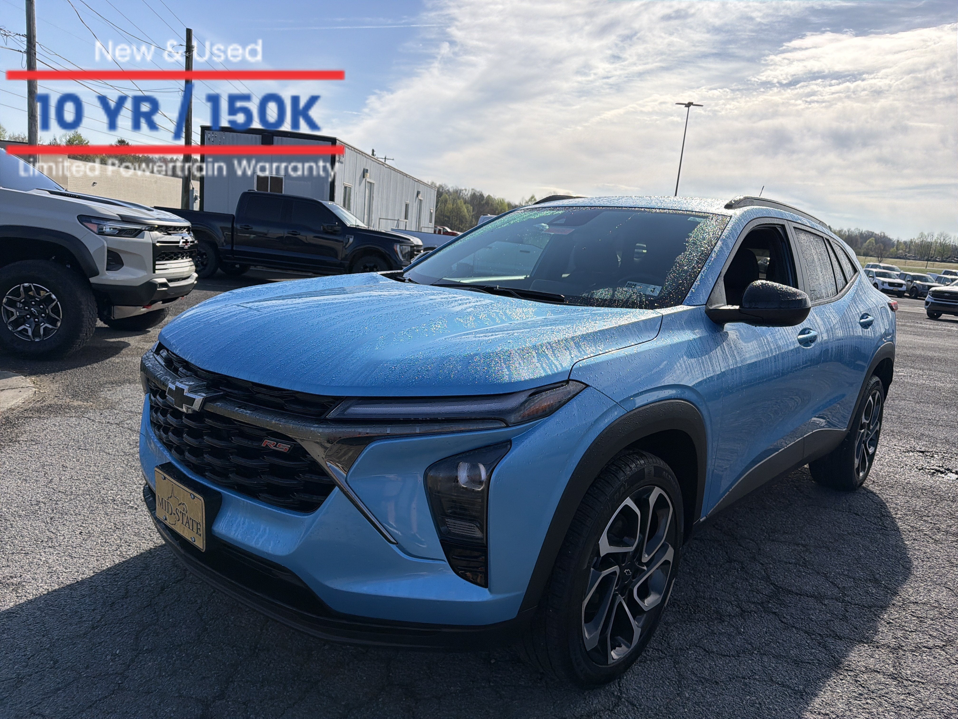 2025 Chevrolet Trax 2RS in Marina Blue Metallic — front three-quarter view